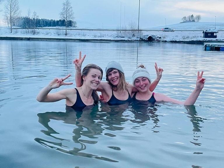 Saga, Badehotell Med Sauna Og Badebrygge - Inderoy Straumen  エクステリア 写真